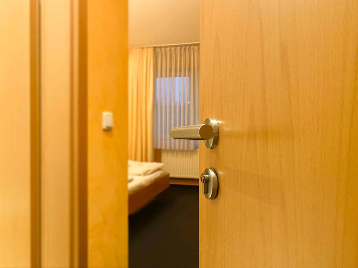 Hotel Friedenseiche Neukirchen-Vluyn Exteriör bild