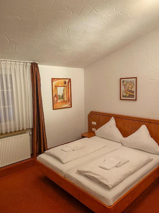 Hotel Friedenseiche Neukirchen-Vluyn Rum bild